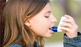 环境污染对哮喘发病有何影响?